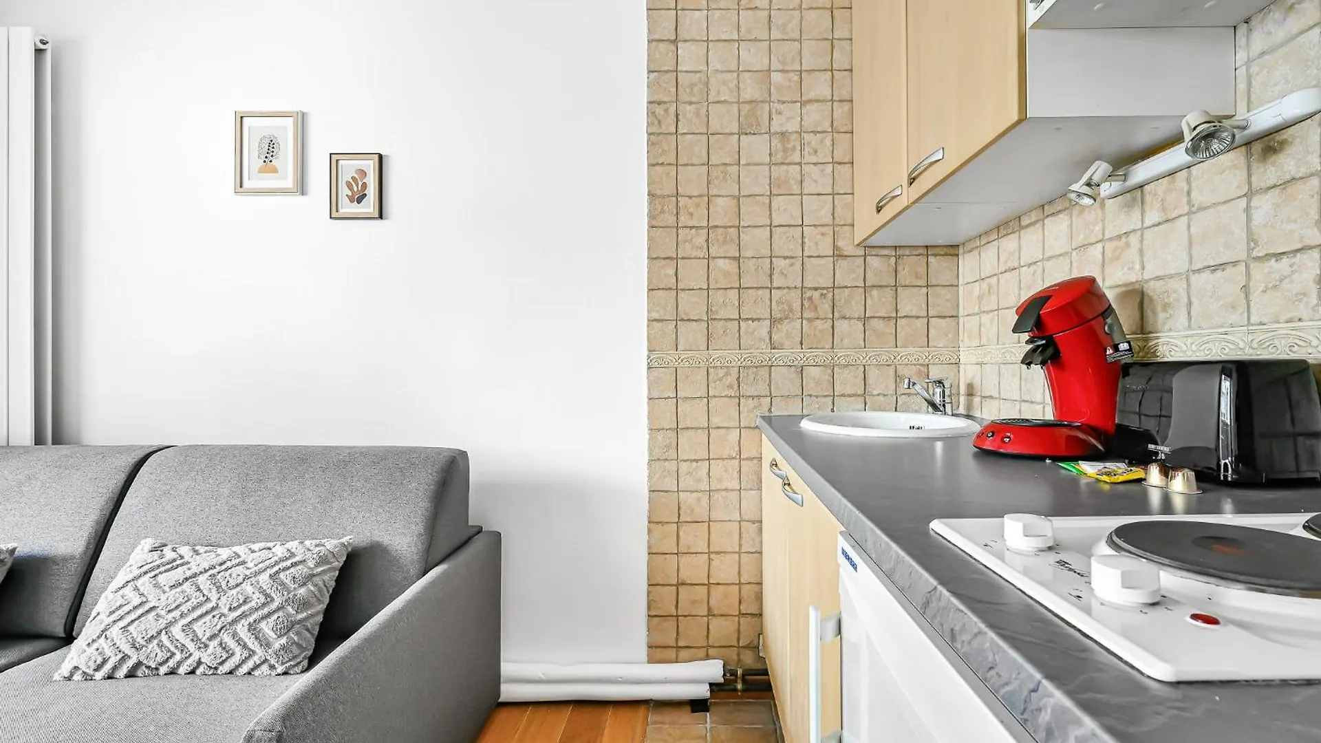 La Felicita - Studio Avec Balcon Paris - Netflix Apartment